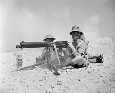 South African gunners in the N. Africa desert